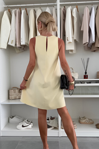 Alma™ | Eleganttinen midimekko